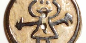 Carved Horn Button - 05