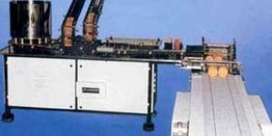 Biscuit Sandwiching Machine