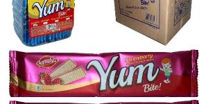 Yum Strawberry Wafers