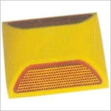 Plastic, Aluminum Road Studs