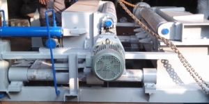 LOG DEBARKER MACHINE