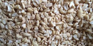 Cashew Nut Broken Kernels ( 4 PC )