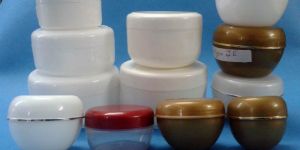 Plastic Containers for Cosmetics