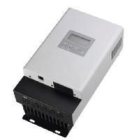 MPPT and PWM Solar Charge Controllers