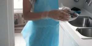 Disposable Pe Apron Manufacturer