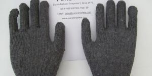 Knitted Hand Gloves