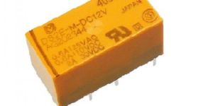 12Vdc Non Latching Signal Relay - DS2E-M-DC12V