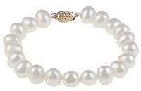 FW Pearl Bracelets