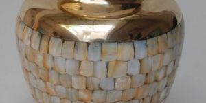 Classic Urns