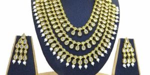 NS-4 Necklace Set