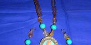 Ladys Bird Pendant Set