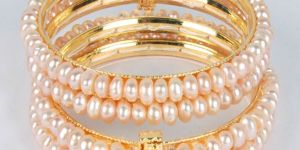 Dd Pearls Mumbai Button Freshwater Pink Color Pearls Bangles