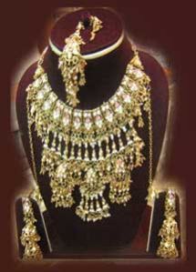 Bridal Necklace Set-BNS-01