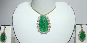 Diamond Studded Gold Pendant Sets