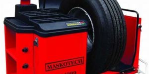 Wheel Balancing Machine For Car, HCV & HTV