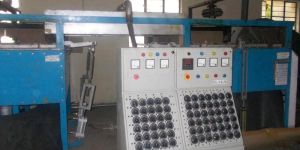 Vacuum Thermoforming Machine