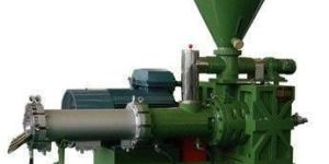 Plastic Extrusion Machine