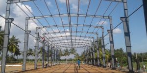 Pre-engineered steel Building