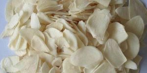 Dehydrated Garlic Flakes