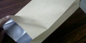 GUSSET TYPE LAMINATED PAPER BAG