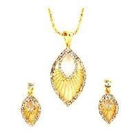 Gold Pendant Sets