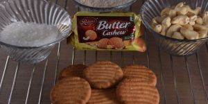Butter Cashew Biscuits