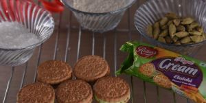 Royal Cream Elaichi Biscuits