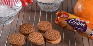 Royal Cream Orange Biscuits
