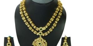 Beautiful Kundan Necklace Sets