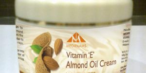 Vitamin E Almond Oil Cream, Moisturiser