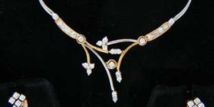 Gold Diamond Necklaces-JV20