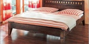 Beautiful Modern Style Wooden Bed