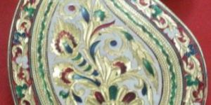 Mango Shape Dry Fruit Box