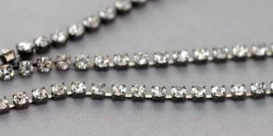 Rhinestone Cup Chain