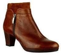 Ladies Leather Shoes