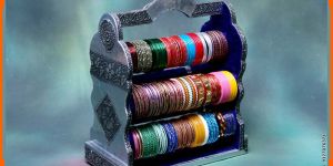 Metal Bangle Stand
