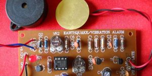 Earthquake and Vibration Alarm