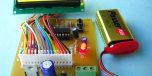 Microcontroller Based Digital LCD Clock