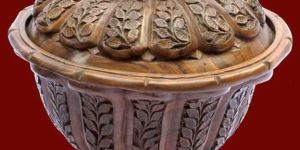 Walnut Wood Carving Products