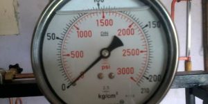 Manifold Pressure Gauge