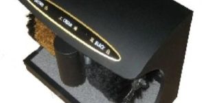 Black Shoe Polish Machine