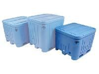 Insulated Plastic Containers