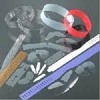 Plastic Collar Patti