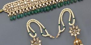 Pearl Choker Set