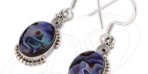 Shell Gemstone Earring