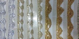 Zari Laces