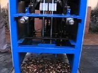 Nuts Cutting Machine