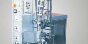 Automatic Liquid Pouch Filling Machine