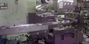 Horizontal Flow Wrapping Machine