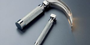Laryngoscopes